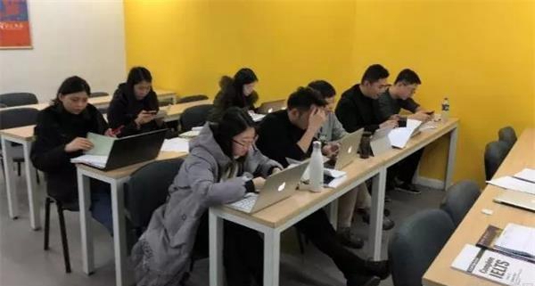 大连新东方英语学校