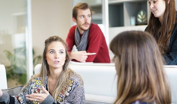 郑州新东方优能中学