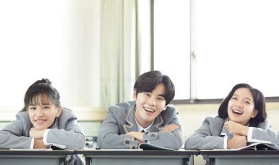 学大高中部中学说培养孩子数学应用期很重要